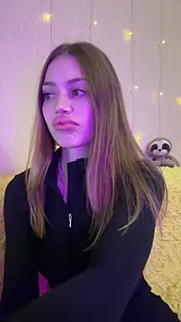 Elizabeth Tay online show from January 5, 2026, 6:44 pm