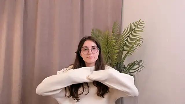 CareyHajdas online show from September 19, 2025, 1:04 pm