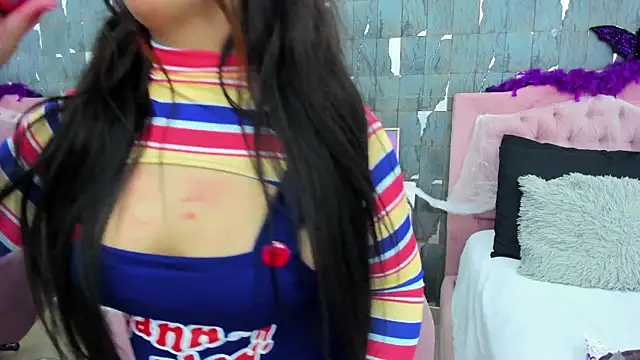 Snapshot of EvelynBun chatting on October 31, 2025, 4:47 pm EvelynBun online show from October 31, 2025, 4:47 pm