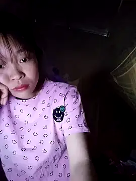 Snapshot of Phuoc_xx chatting on March 4, 2026, 5:15 am Phuoc xx online show from March 4, 2026, 5:15 am