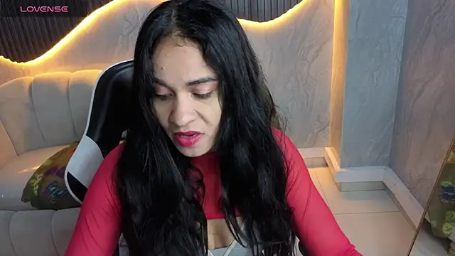 Snapshot of Maia_Tx chatting on November 1, 2025, 12:54 pm Maia Tx online show from November 1, 2025, 12:54 pm