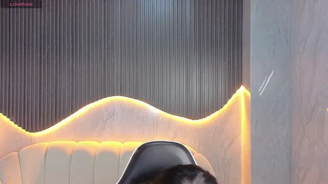 Snapshot of Maia_Tx chatting on November 19, 2025, 1:00 pm Maia Tx online show from November 19, 2025, 1:00 pm