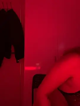 Snapshot of EffyLean6 chatting on March 2, 2026, 6:59 pm EffyLean6 online show from March 2, 2026, 6:59 pm