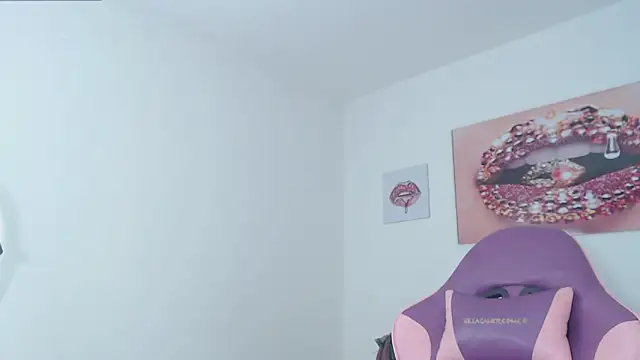 April Becker online show from February 1, 2026, 3:05 am