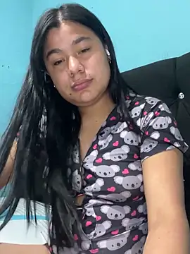 Snapshot of April_Becker chatting on April 24, 2026, 10:23 pm April Becker online show from April 24, 2026, 10:23 pm