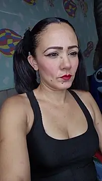 Lhia  online show from January 16, 2026, 6:34 pm