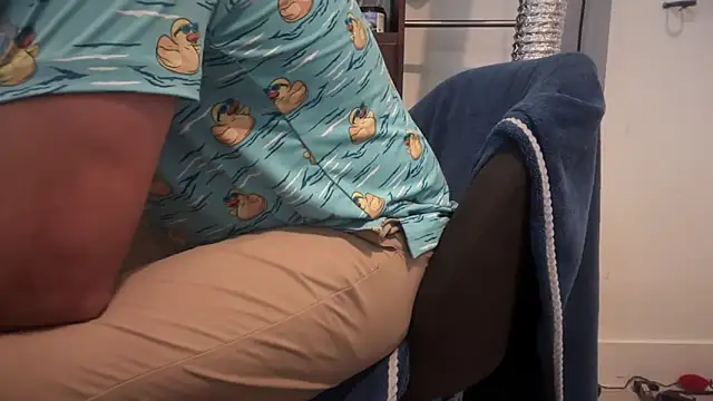 jasoncali305 online show from October 9, 2025, 7:03 pm