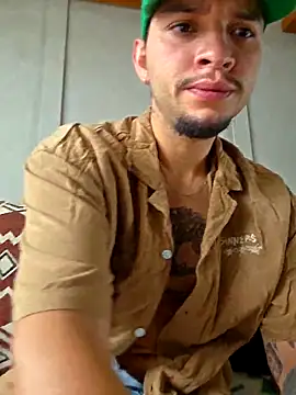 AronShelby420 online show from September 19, 2025, 3:16 pm