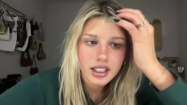 AnnGrayson online show from October 29, 2025, 12:20 am