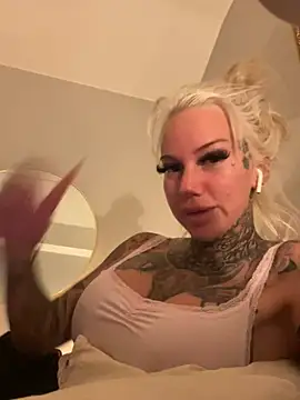 paulinaalatalo online show from April 9, 2026, 6:58 pm