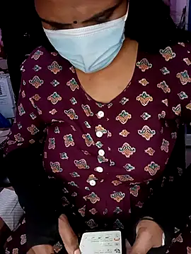 Snapshot of KannadaTamilTeluguBeauty chatting on February 7, 2026, 2:14 pm KannadaTamilTeluguBeauty online show from February 7, 2026, 2:14 pm