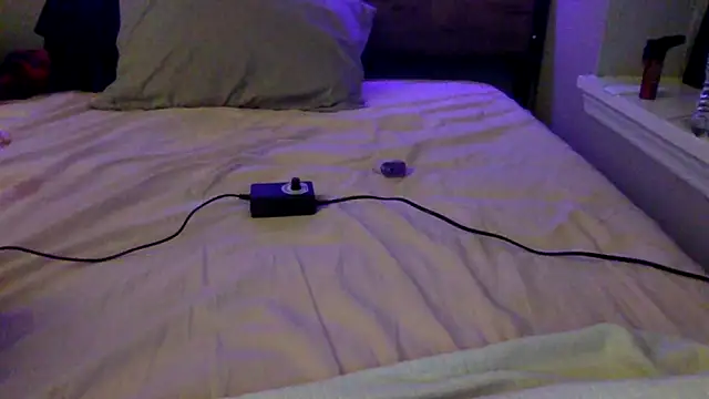 Snapshot of Cordia98 chatting on September 24, 2025, 10:33 am Cordia98 online show from September 24, 2025, 10:33 am