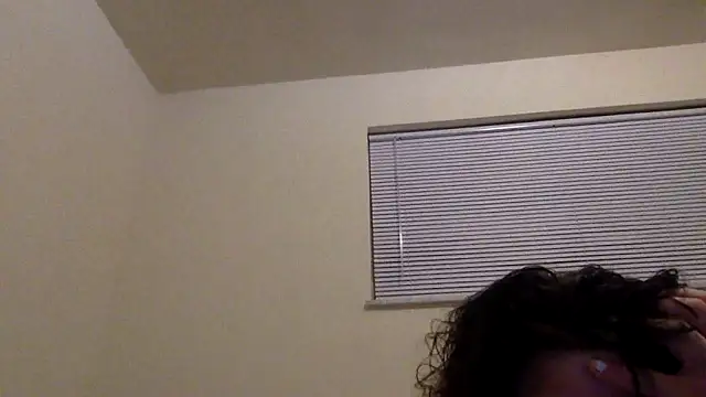 Snapshot of Cordia98 chatting on November 12, 2025, 9:46 am Cordia98 online show from November 12, 2025, 9:46 am