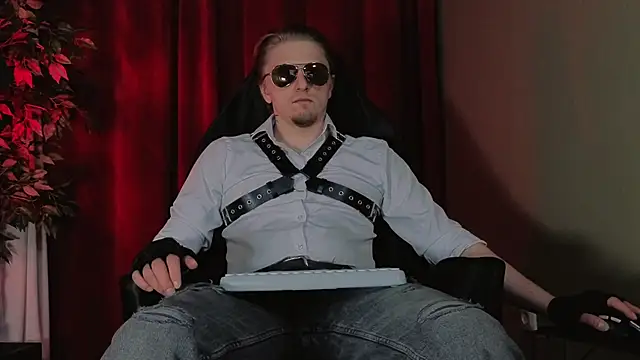 Vincent Hardman online show from March 26, 2026, 8:18 pm