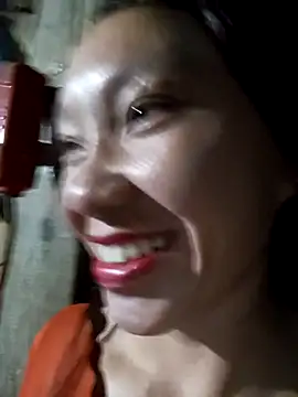 bonnie-00 online show from October 10, 2025, 1:34 pm