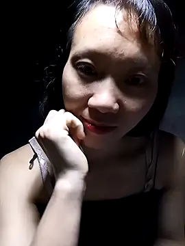 bonnie-00 online show from October 28, 2025, 4:06 pm