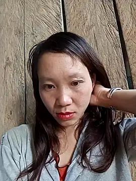 bonnie-00 online show from October 9, 2025, 1:06 am