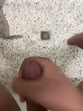 ali  ali210 online show from March 21, 2026, 1:07 am