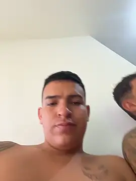 maykel and mike online show from October 15, 2025, 9:23 pm