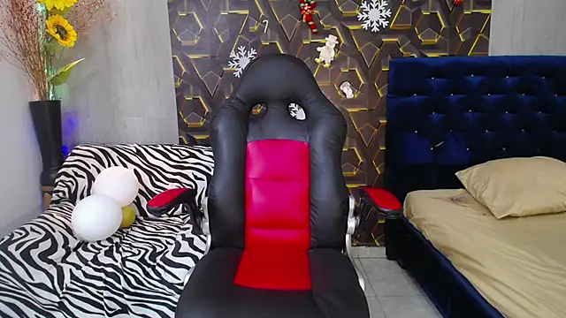 fire drako  online show from November 30, 2025, 6:14 am