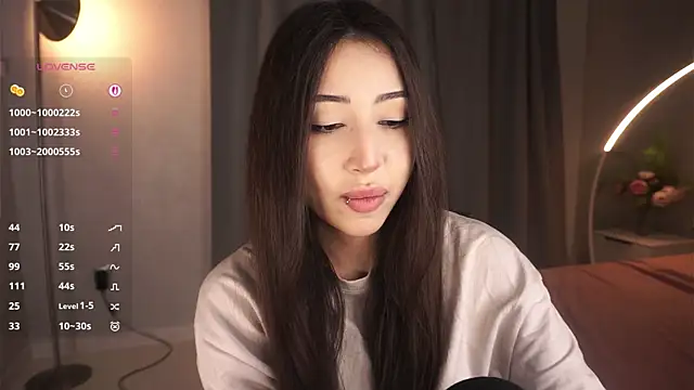 EleonorSimmes online show from September 27, 2025, 5:41 pm