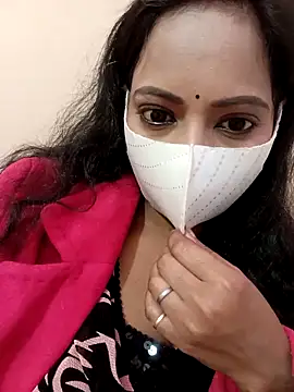 Snapshot of riyahot-3 chatting on December 17, 2025, 10:20 am riyahot-3 online show from December 17, 2025, 10:20 am