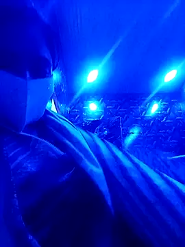 Snapshot of riyahot-3 chatting on December 21, 2025, 12:29 pm riyahot-3 online show from December 21, 2025, 12:29 pm