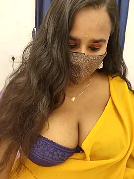 Snapshot of anupoma-G chatting on November 14, 2025, 10:52 am anupoma-G online show from November 14, 2025, 10:52 am