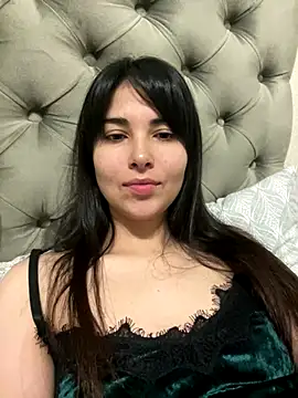 Marina Edwards online show from September 22, 2025, 4:07 am