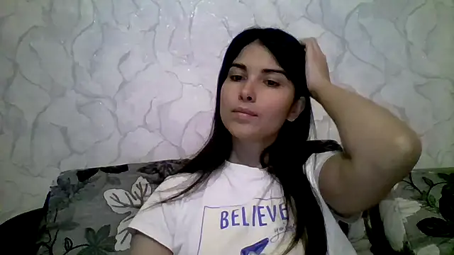 Marina Edwards online show from September 18, 2025, 5:38 pm