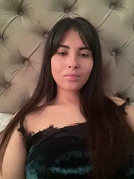 Marina Edwards online show from September 23, 2025, 12:23 pm