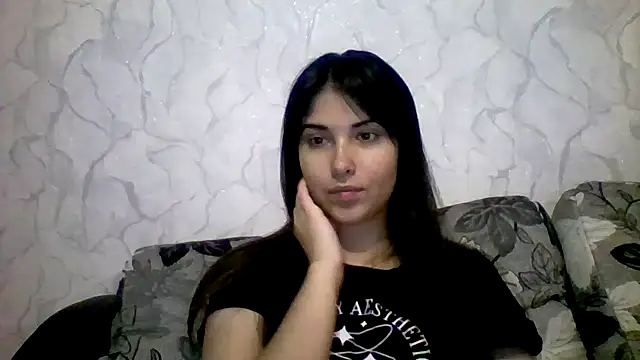 Marina Edwards online show from September 17, 2025, 5:20 am