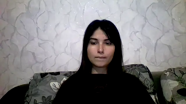 Marina Edwards online show from October 1, 2025, 6:45 pm
