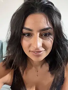 Mia spicyy online show from October 11, 2025, 12:06 pm