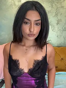 Mia spicyy online show from October 27, 2025, 9:43 am