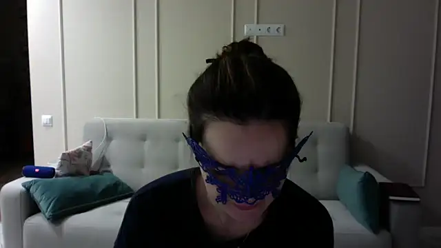 Myrisse online show from October 29, 2025, 4:50 pm