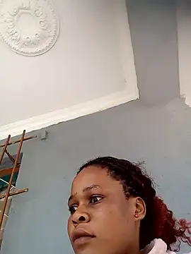 Snapshot of BlondieBitch chatting on October 18, 2025, 1:46 pm BlondieBitch online show from October 18, 2025, 1:46 pm