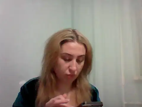Osyvera online show from October 3, 2025, 3:24 pm