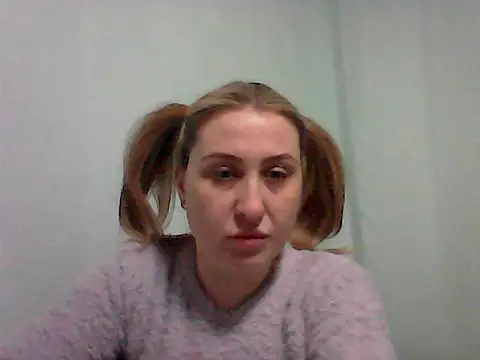 Osyvera online show from October 4, 2025, 4:08 pm