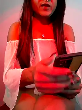 Snapshot of Cutie-Whiskey1 chatting on October 10, 2025, 9:21 am Cutie-Whiskey1 online show from October 10, 2025, 9:21 am