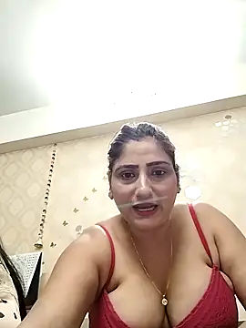 Snapshot of Loveangle1 chatting on October 2, 2025, 4:43 pm Loveangle1 online show from October 2, 2025, 4:43 pm