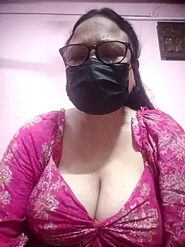 thehotlady online show from November 11, 2025, 6:41 am