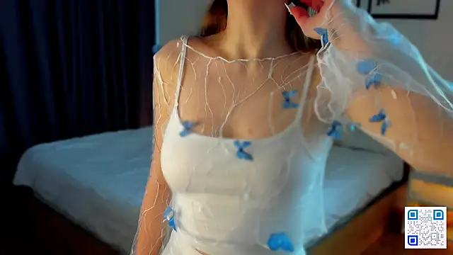 DimpledPoke online show from October 19, 2025, 1:36 pm