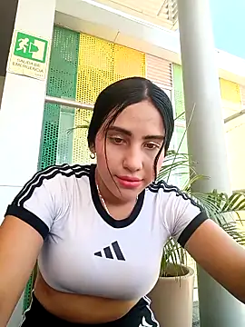 Katalella Hott online show from October 26, 2025, 3:12 pm