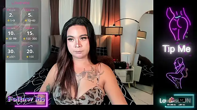 LusciousZenaiahx online show from June 8, 2026, 5:08 am