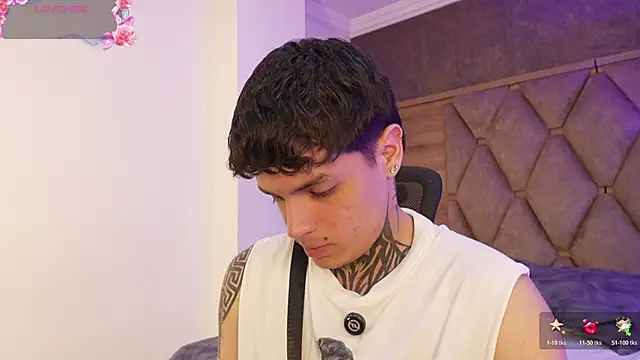 Declan-Fox online show from January 19, 2026, 3:43 am