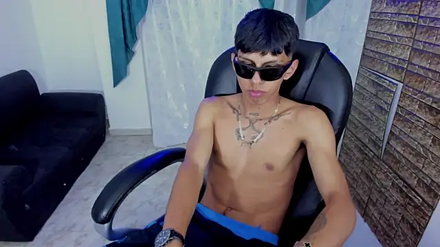 Axeel Boy online show from September 17, 2025, 4:25 am