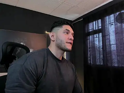 Snapshot of RichardMilleer chatting on September 30, 2025, 2:01 pm RichardMilleer online show from September 30, 2025, 2:01 pm