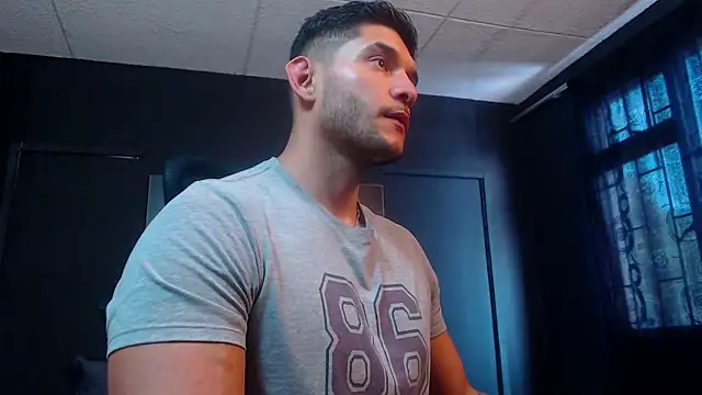 Snapshot of RichardMilleer chatting on November 21, 2025, 2:05 pm RichardMilleer online show from November 21, 2025, 2:05 pm