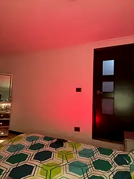 Isabella Montoya online show from October 16, 2025, 4:15 pm